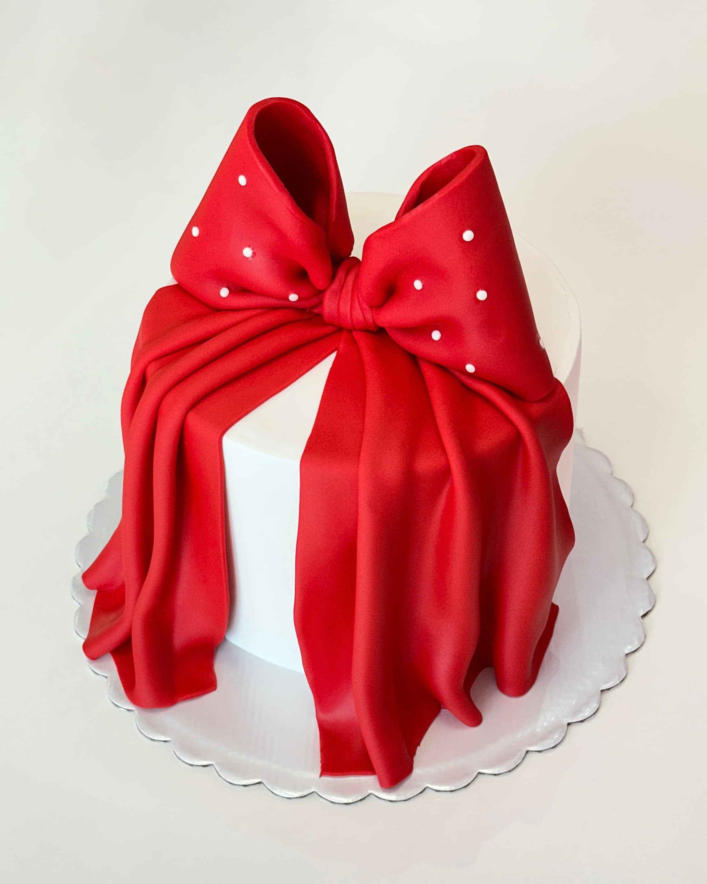 Torte elegante nga Cakes By Vjollca