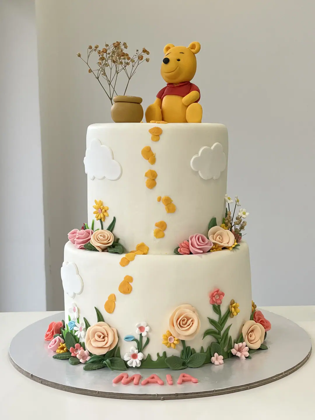 Torte ditëlindjeje Winnie the Pooh, torte me porosi nga Cakes By Vjollca në Prishtinë